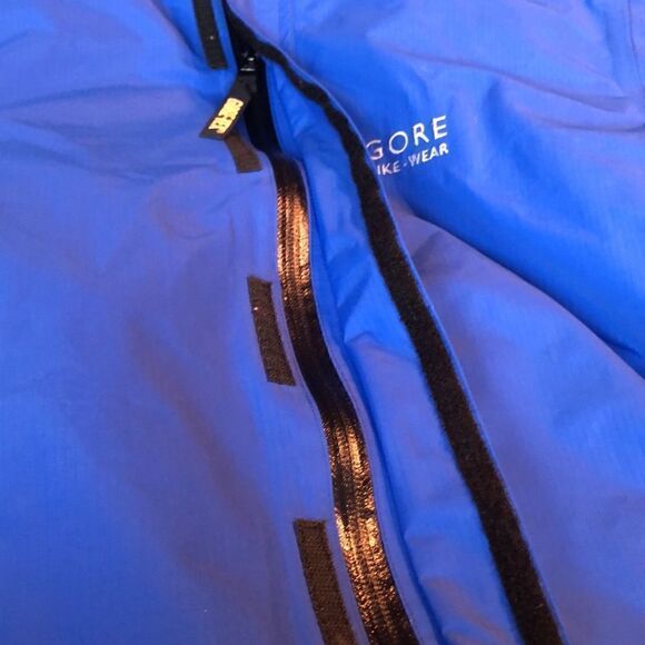 GORE Bike Wear Gore-Tex PacLite royal blue jacket Ladies M Gorpcore - Picture 11 of 16